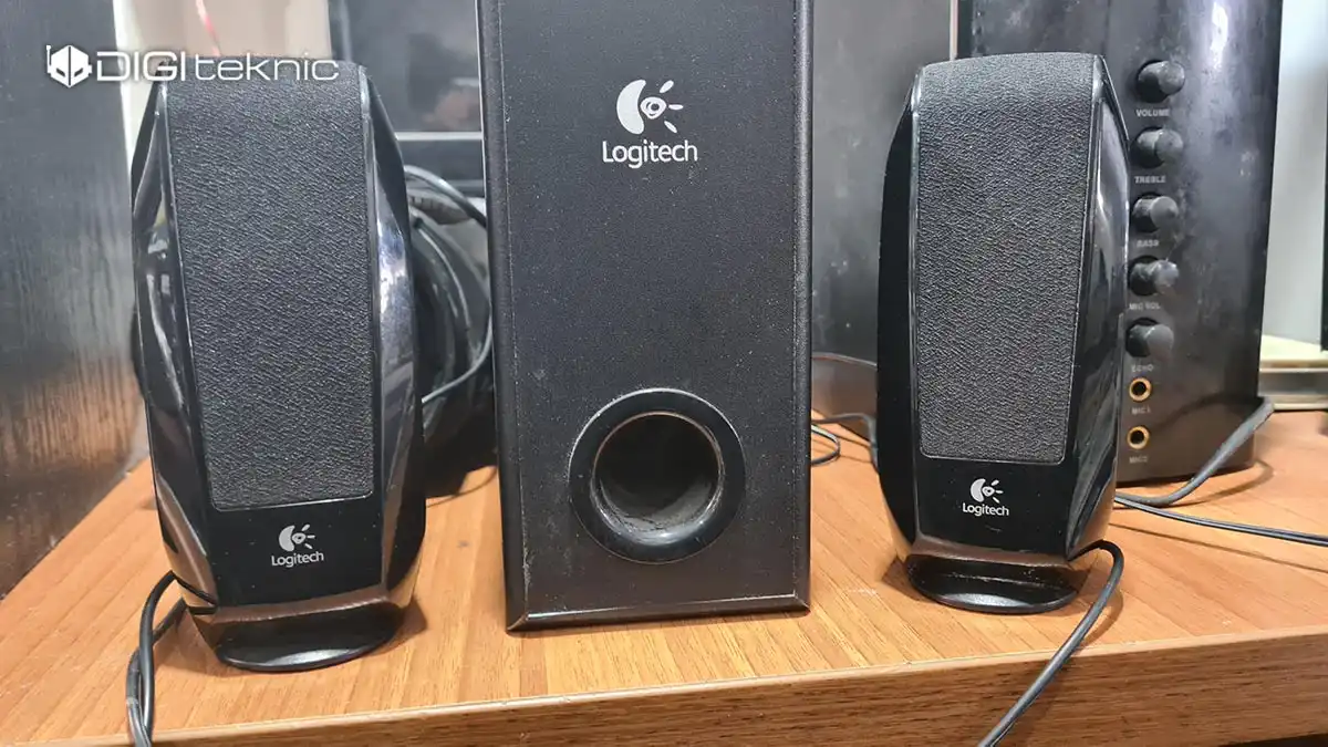 تعمیر اسپیکرهای کامپیوتر و دسکتاپ