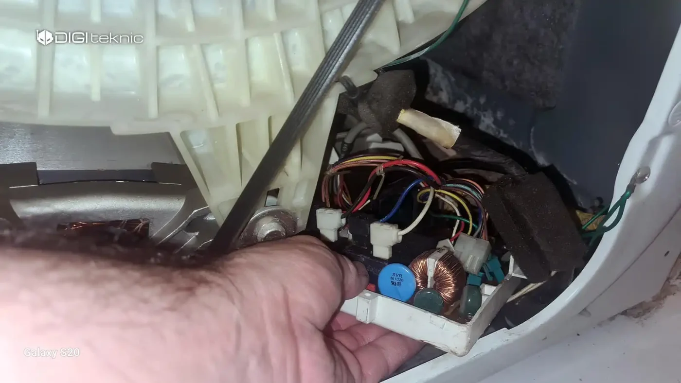 مشکلات رایج ماشین لباسشویی سامسونگ